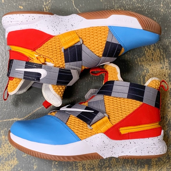 lebron toy story shoes